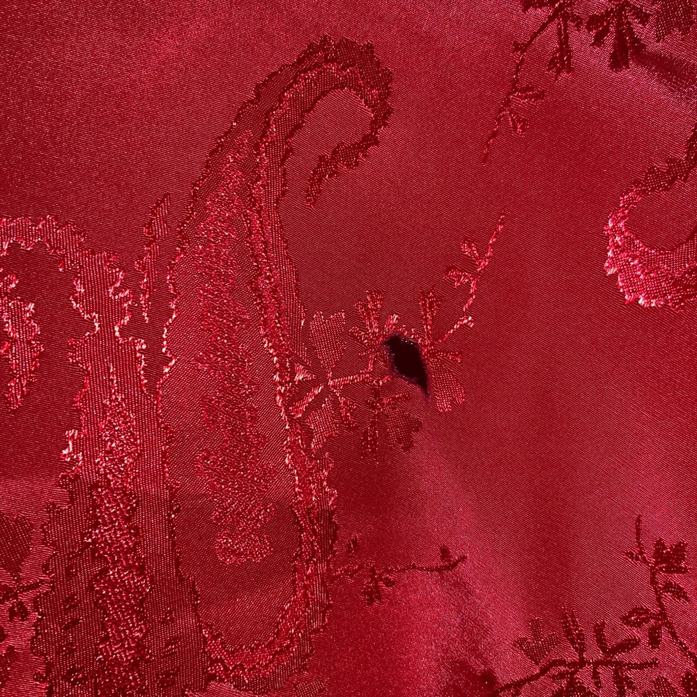 Red Paisley Floral Robe - Picture 5 of 6